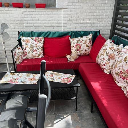 A Lovely 2 Bedroom Apartment In The Heart Of Sofia Sófia Exterior foto