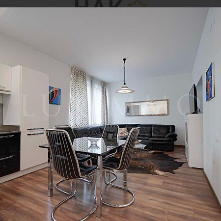 A Lovely 2 Bedroom Apartment In The Heart Of Sofia Sófia Exterior foto